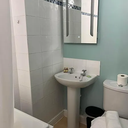 Apartment Flat Two In Cotham Hill
