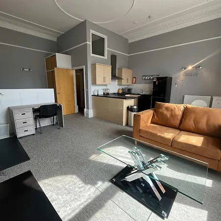 Apartment Flat Two In Cotham Hill