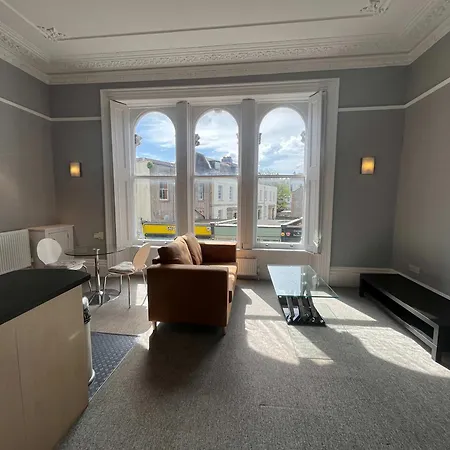 Flat Two In Cotham Hill Bristol